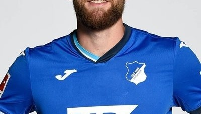  多特蒙德主场大胜霍芬海姆紧追德甲榜首